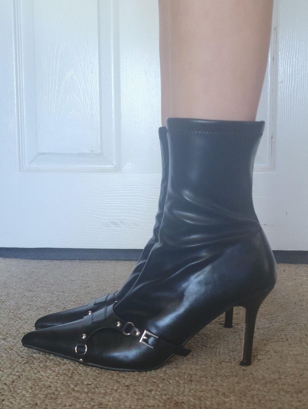 Pointed Toe High Heels - Picture 3 of 6